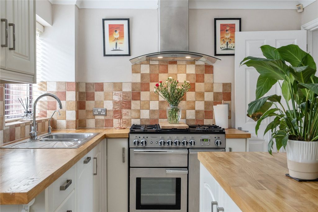 Additional image 4 of 4 bed detached house for saleGreenaway, Wanborough SN4