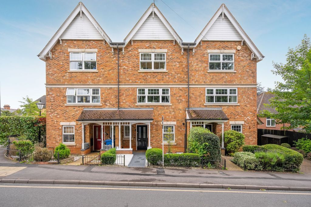 Additional image 13 of 4 bed terraced house for saleFernbank Road, Ascot SL5