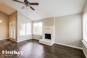 Additional image 2 of 10810 Lakewood Oaks Drive, Sugar Land, TX, 77498