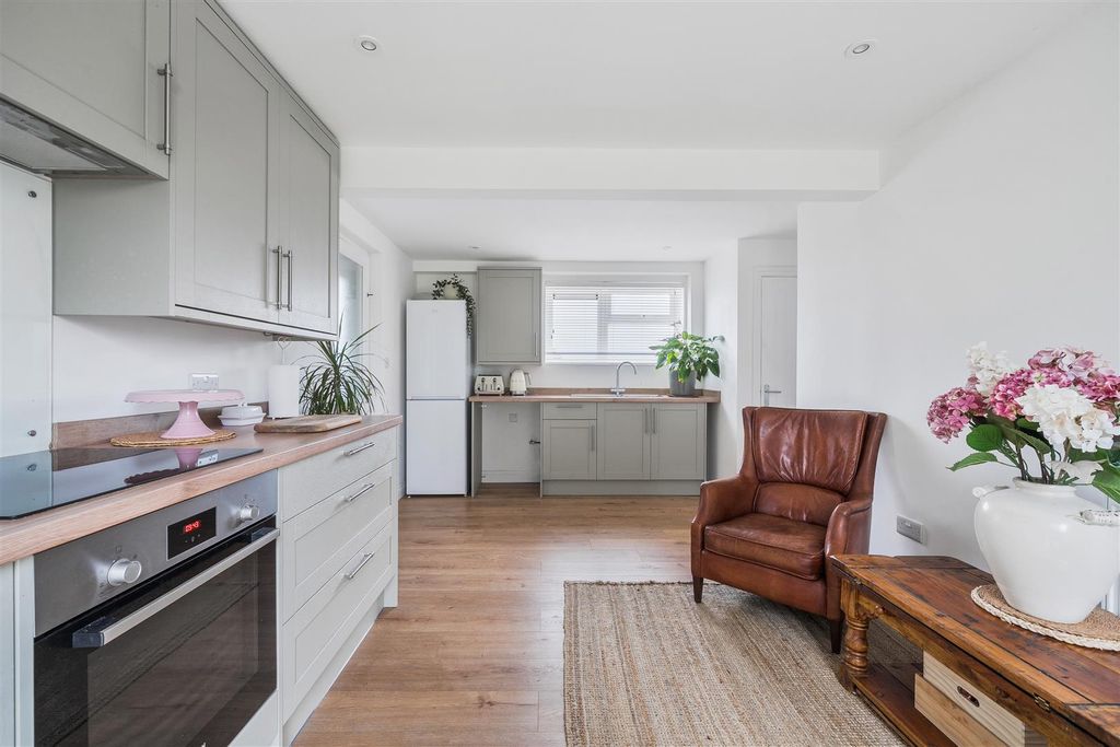 Additional image 7 of 3 bed semi-detached house for saleCorsham Road, Lacock, Chippenham SN15