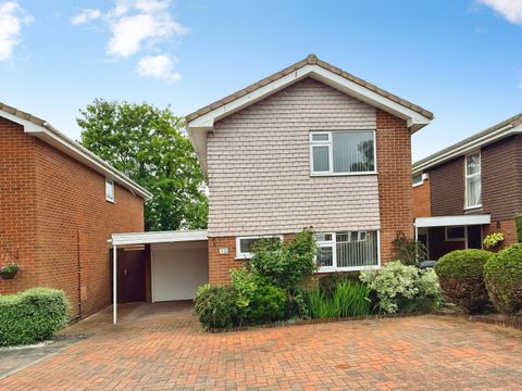Chater Close, Scraptoft, Leicester LE5