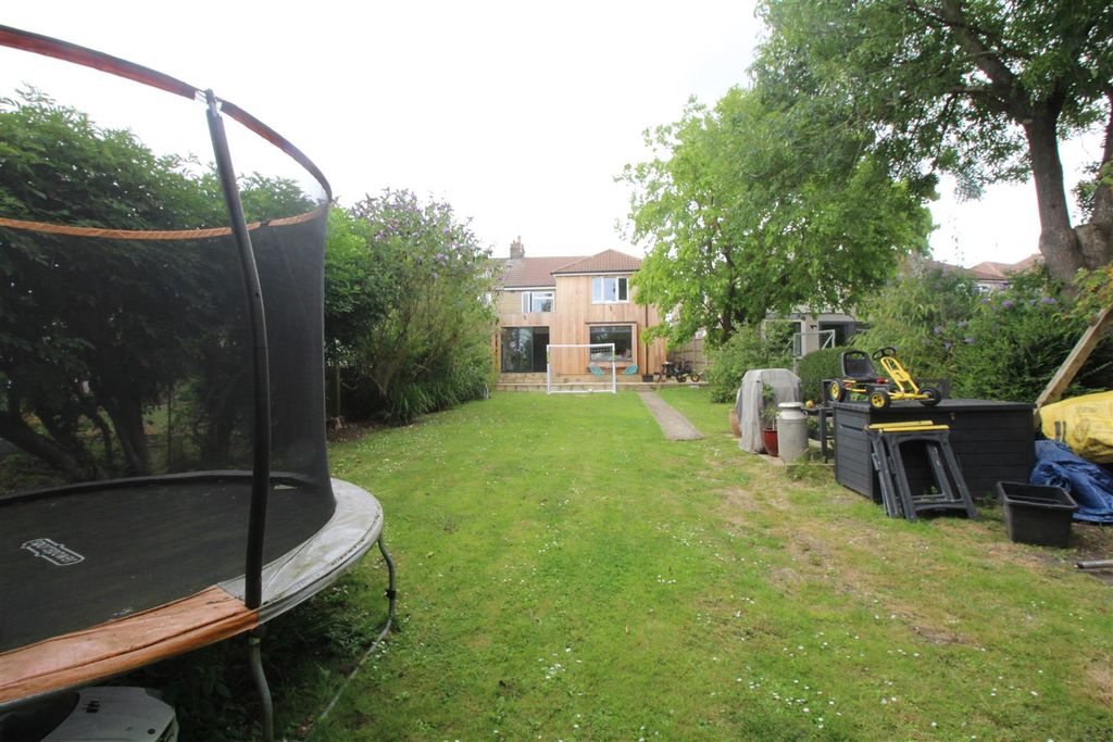 Additional image 2 of 4 bed semi-detached house for saleEast Yewstock Crescent, Chippenham SN15