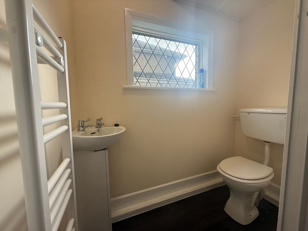 Additional image 7 of 3 bed detached house for saleMarlborough Road, Swindon SN3