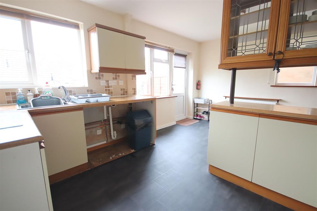 Additional image 6 of 3 bed end terrace house for saleStonelea Close, Chippenham SN14