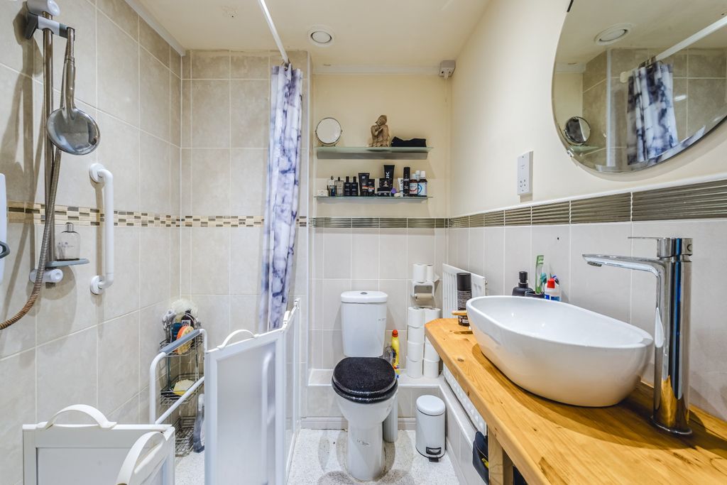 Additional image 8 of 1 bed flat for saleBrunel Crescent, Swindon, Wiltshire SN2