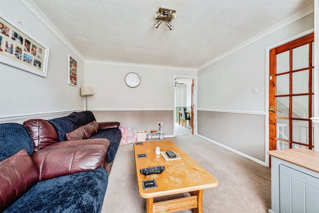 Additional image 11 of 3 bed semi-detached house for saleBayleaf Avenue, Swindon SN2
