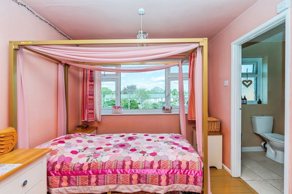 Additional image 9 of 1 bed flat for saleMill Lane, Romsey SO51