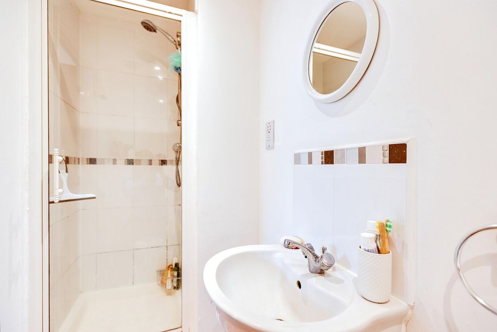 Additional image 9 of 2 bed flat for saleMarbeck Close, Redhouse, Swindon, Wiltshire SN25