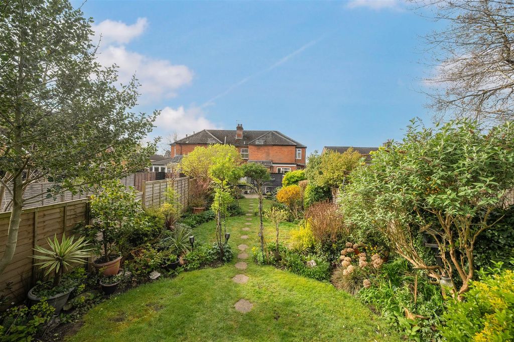 Additional image 23 of 3 bed terraced house for saleCambridge Road, Crowthorne, Berkshire RG45