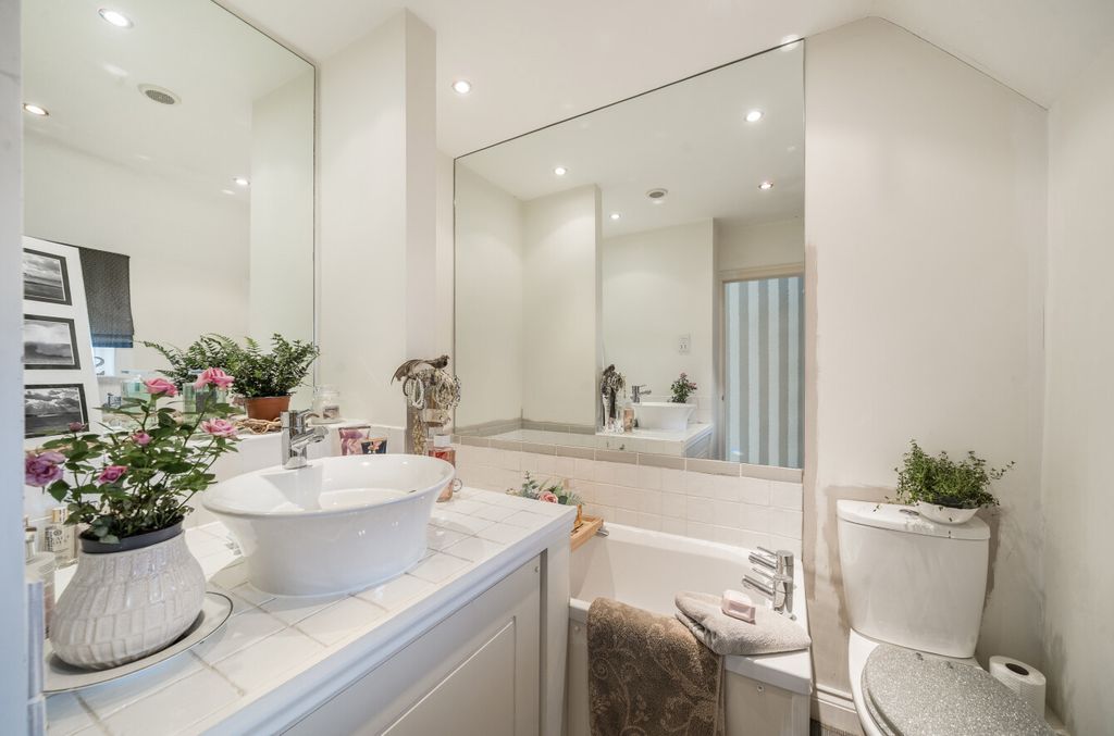 Additional image 21 of 4 bed detached house for saleBroome Manor Lane, Old Town, Swindon SN3
