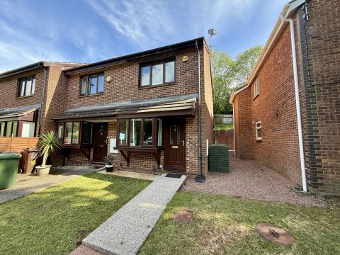Kinnerton Way, Exwick EX4