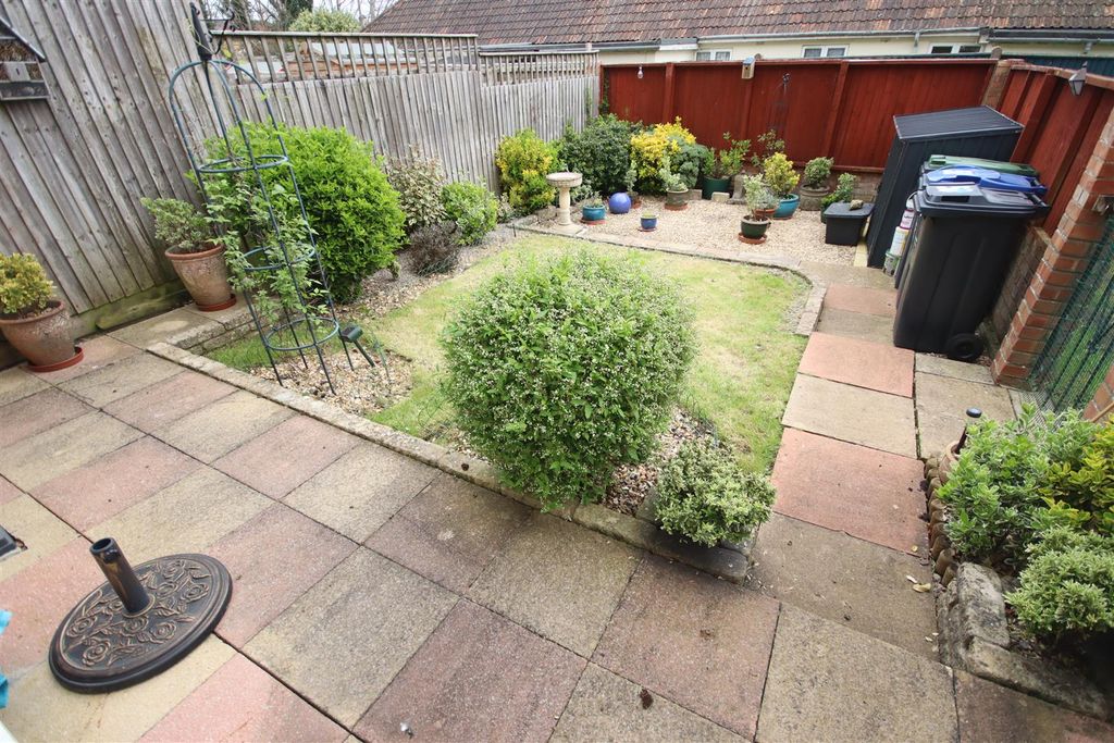 Additional image 12 of 3 bed end terrace house for saleStonelea Close, Chippenham SN14
