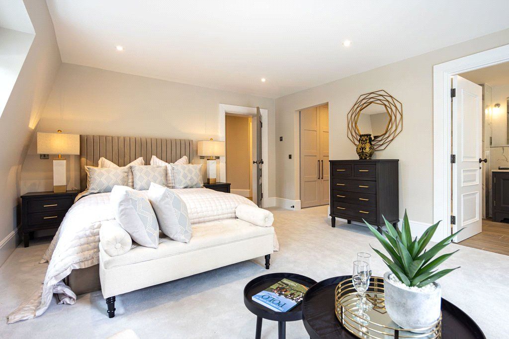 Additional image 6 of 2 bed flat for saleWinkfield Park, Winkfield Row, Berkshire RG42
