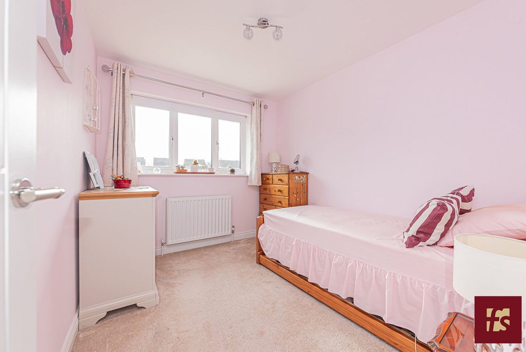 Additional image 10 of 3 bed link detached house for saleHorsham Road, Owlsmoor, Sandhurst GU47