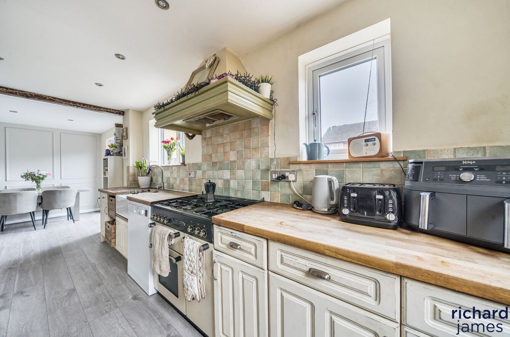 Additional image 15 of 4 bed detached house for saleGifford Road, Stratton St Margaret, Swindon SN3