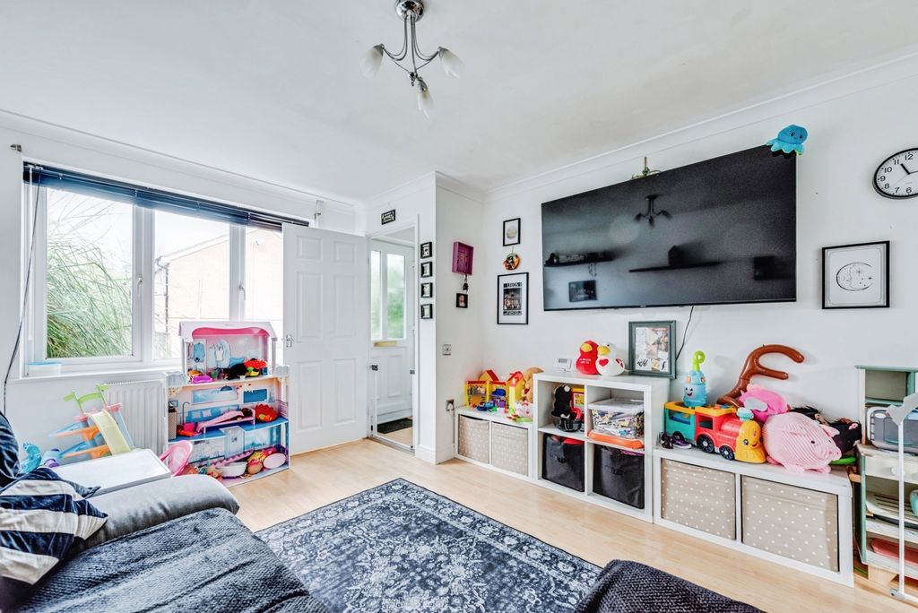 Additional image 6 of 2 bed terraced house for saleChives Way, Swindon, Wiltshire SN2