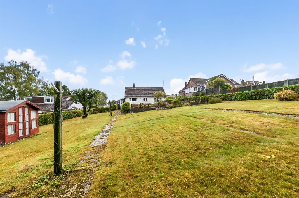 Additional image 14 of 4 bed detached bungalow for saleOakleigh Drive, Landford, Salisbury SP5