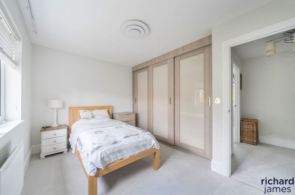 Additional image 20 of 4 bed detached house for saleBiddestone Avenue, Coate, Swindon SN3