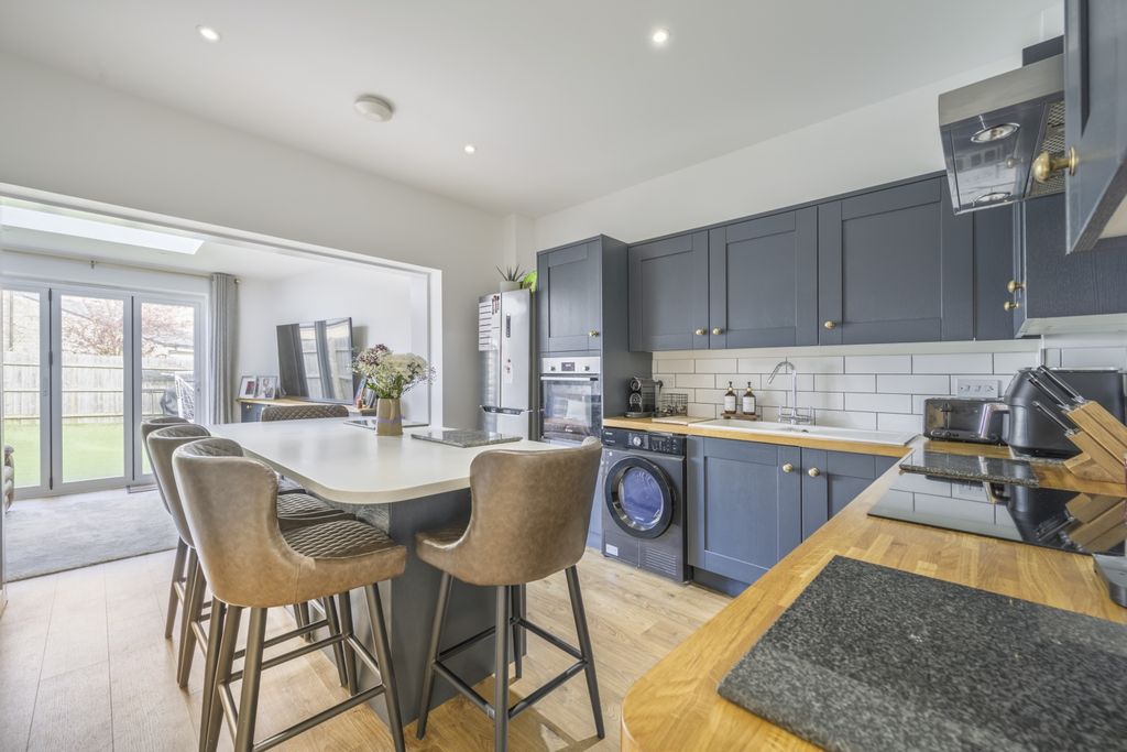 Additional image 7 of 3 bed semi-detached house for saleSnell Avenue, Malmesbury, Wiltshire SN16