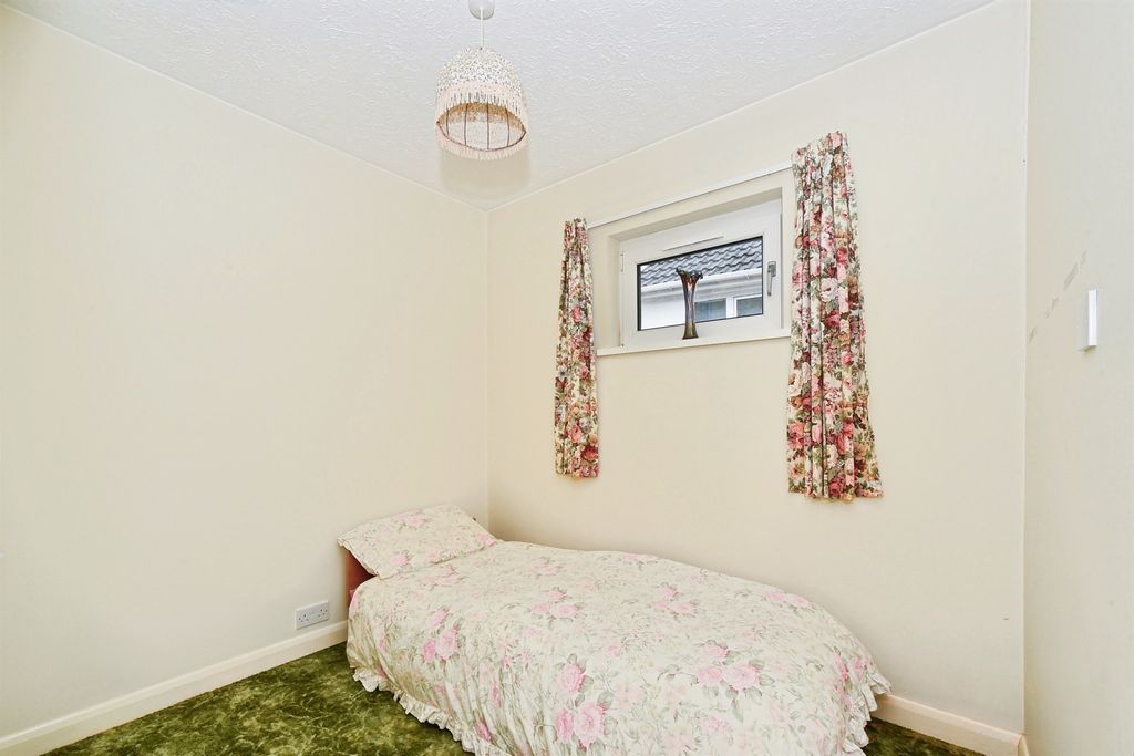 Additional image 11 of 3 bed detached bungalow for saleLong Ridings, Chippenham SN15