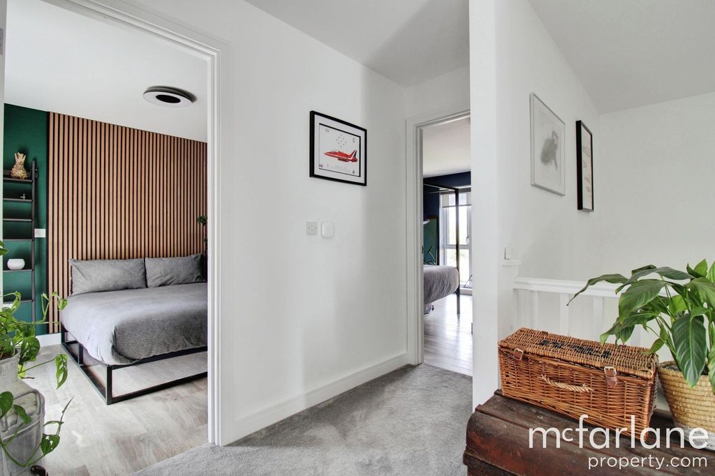 Additional image 12 of 4 bed detached house for saleTrevelyan Road, Swindon SN3