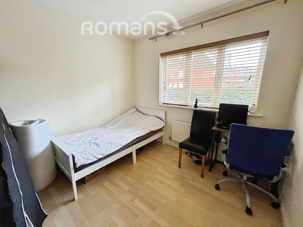 Additional image 7 of 2 bed flat for saleMaybold Crescent, Swindon, Wiltshire SN25