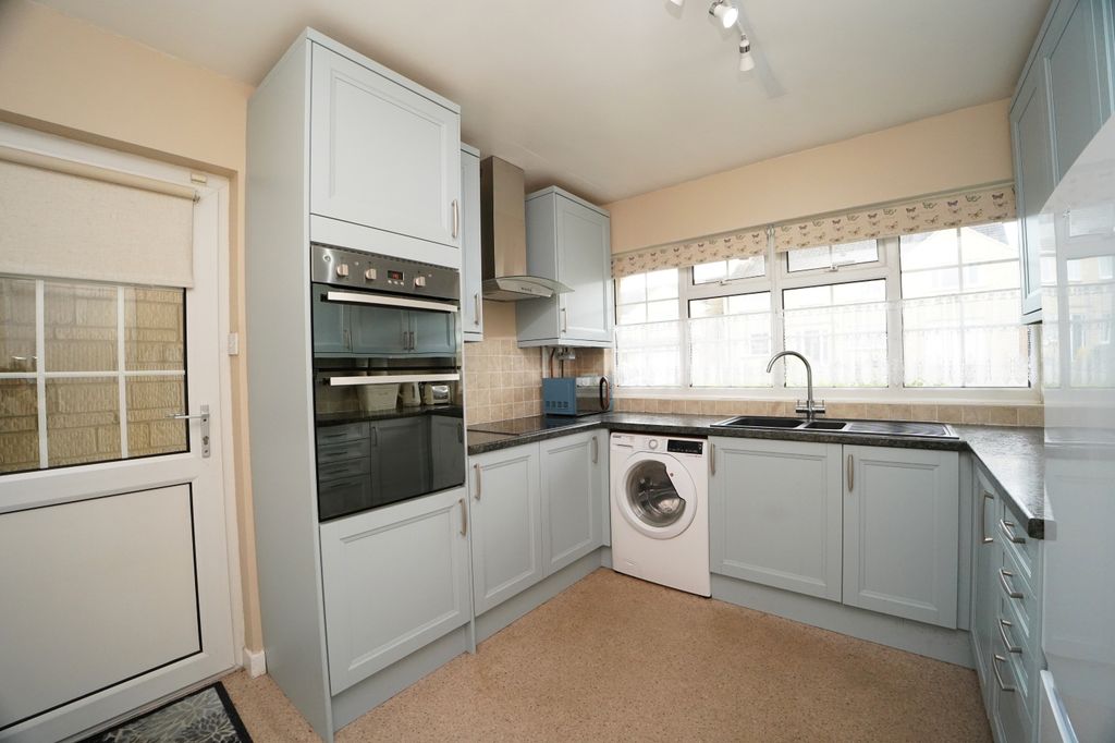 Additional image 3 of 3 bed detached bungalow for saleBrookfield, Highworth SN6