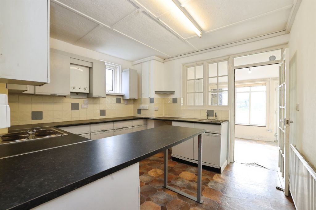 Additional image 6 of 3 bed semi-detached house for saleNursteed Road, Devizes SN10