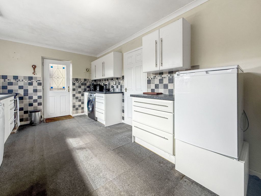 Additional image 8 of 3 bed semi-detached house for saleChestnut Grove, Upper Westwood, Bradford-On-Avon BA15