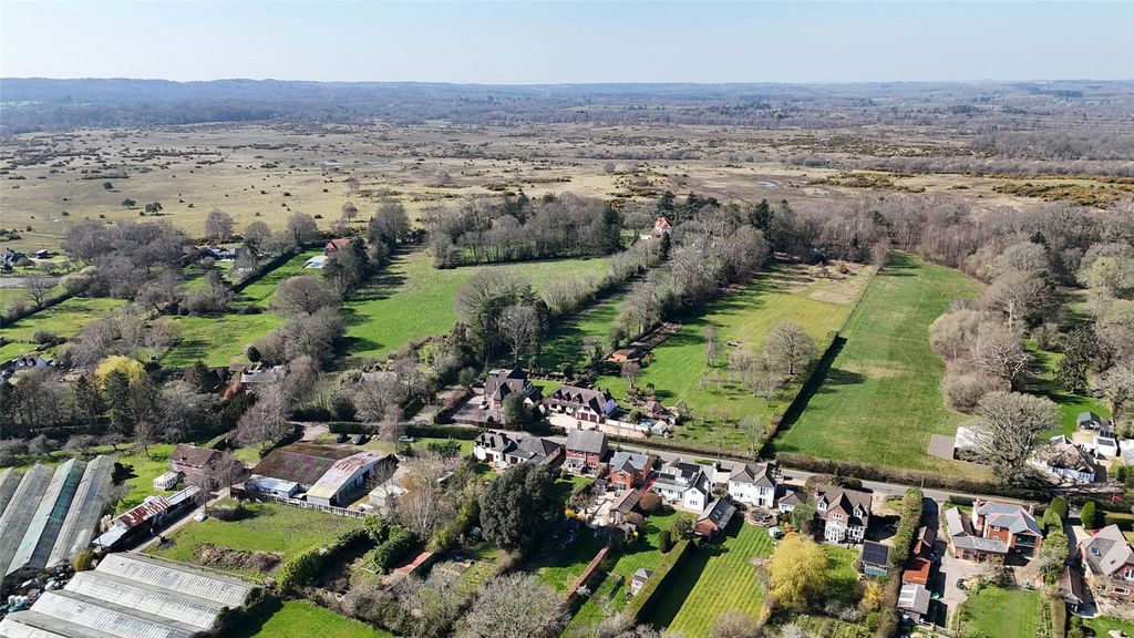 Additional image 17 of 4 bed country house for saleCanada Road, West Wellow, Romsey, Hampshire SO51