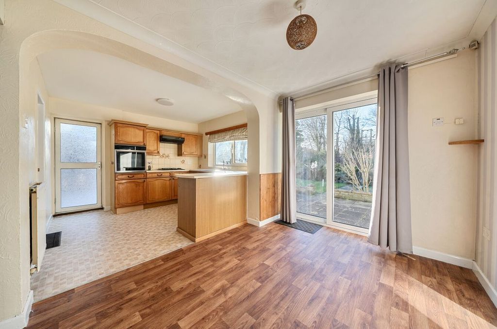 Additional image 3 of 3 bed detached house for saleHighworth Road, Swindon SN3