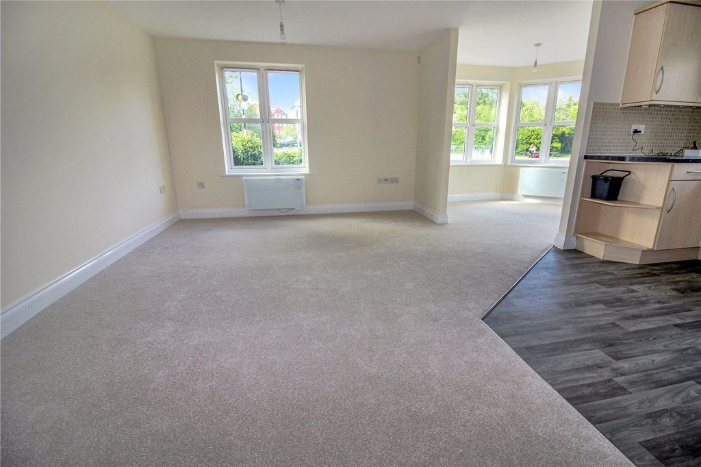 Additional image 4 of 2 bed flat for saleEgdon Close, Haydon End, Swindon SN25