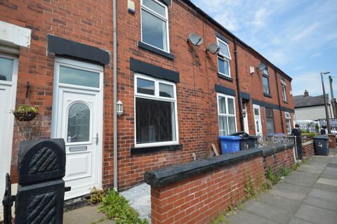Elizabeth Street, Pendlebury, Swinton, Manchester M27