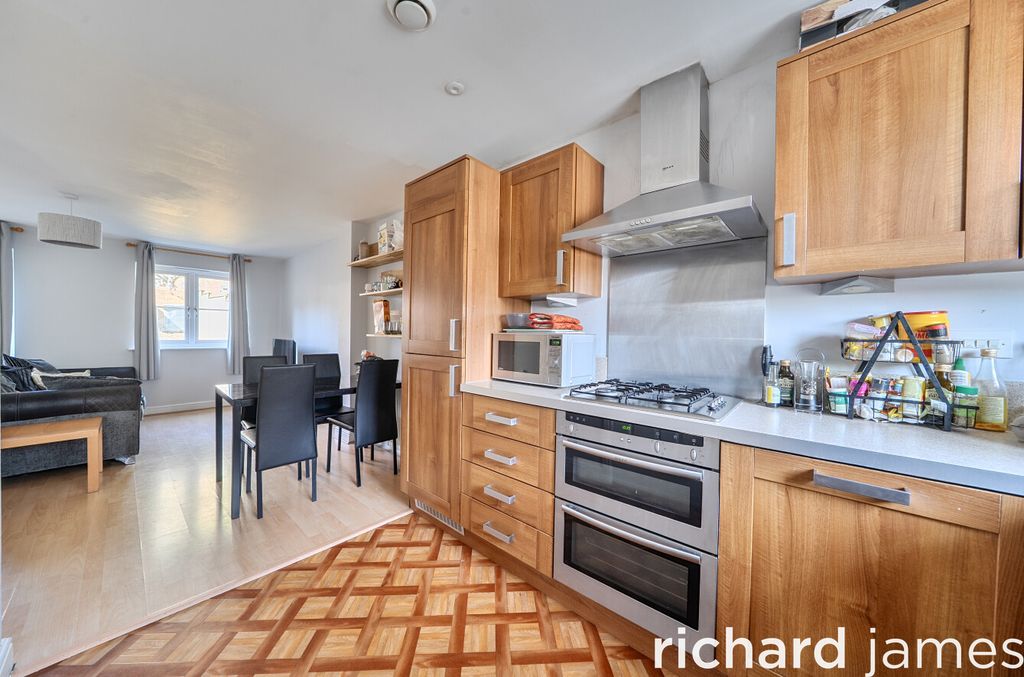 Additional image 11 of 3 bed terraced house for saleMarlborough Road, Swindon SN3