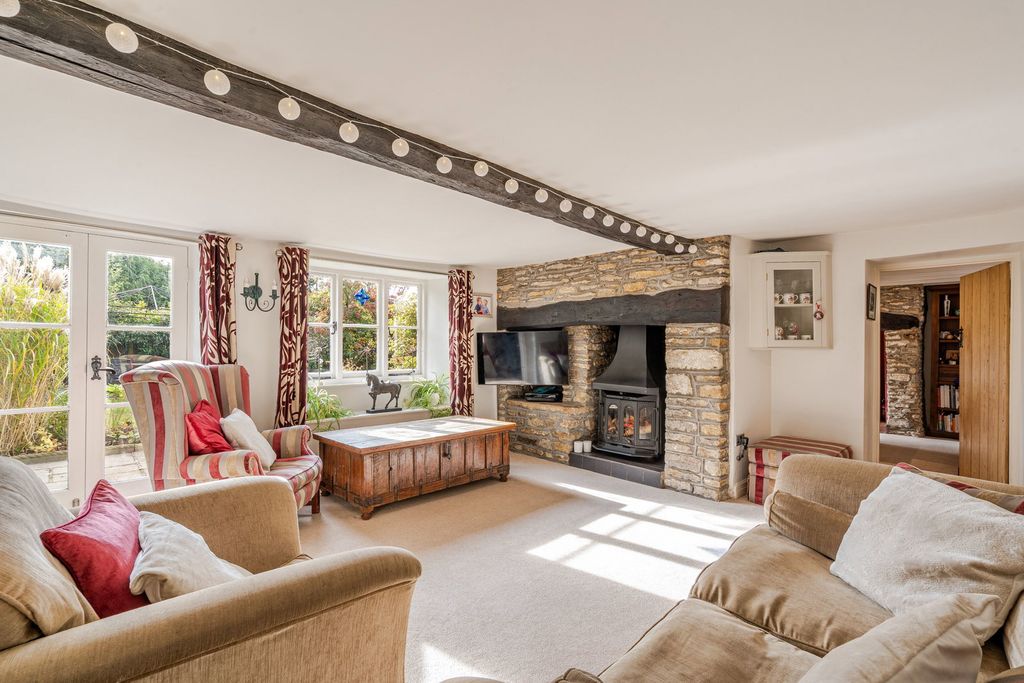Additional image 3 of 4 bed detached house for saleSutton Benger, Chippenham SN15