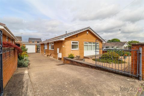 Twickenham Glen, Halfway, Sheffield S20