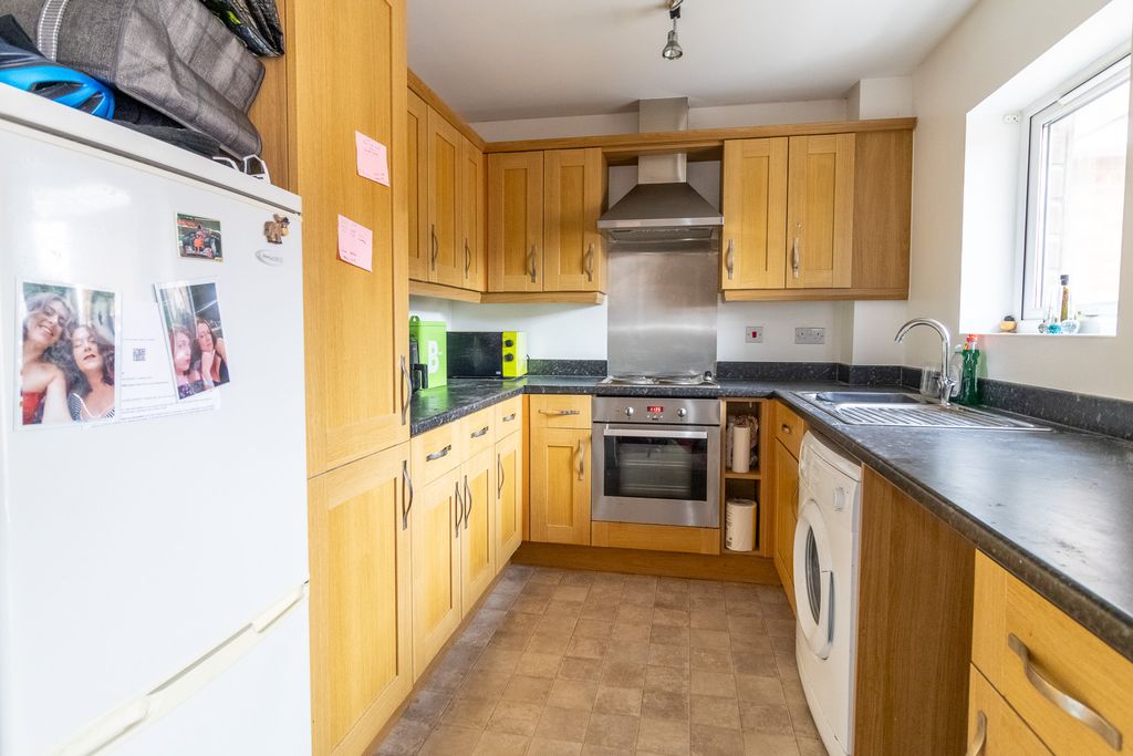 Additional image 3 of 2 bed flat for saleYersin Court, Swindon SN1