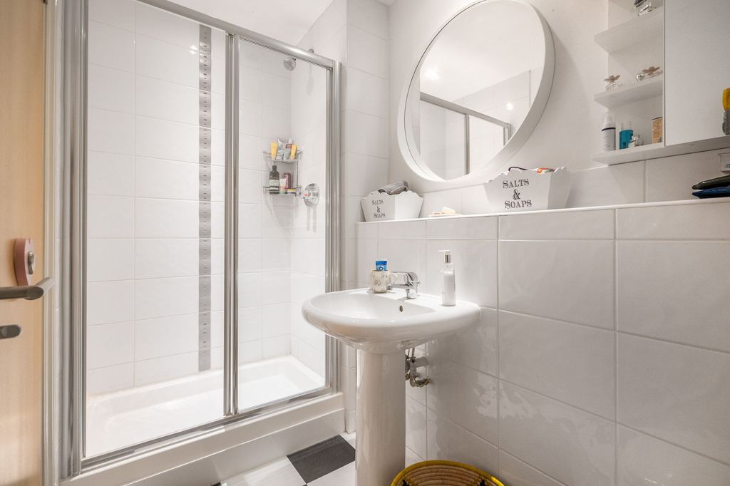 Additional image 5 of 4 bed terraced house for saleFernbank Road, Ascot SL5