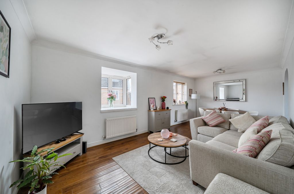 Additional image 6 of 2 bed flat for saleFigsbury Close, Swindon, Wiltshire SN25
