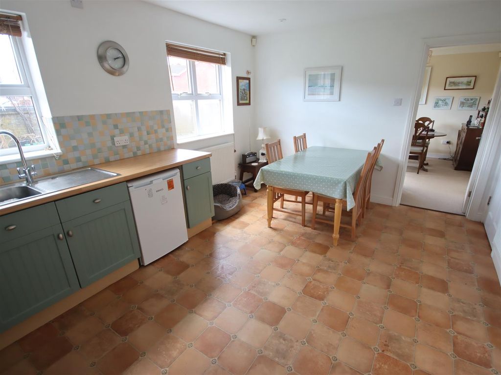 Additional image 5 of 6 bed detached house for saleSheepscroft, Chippenham SN14