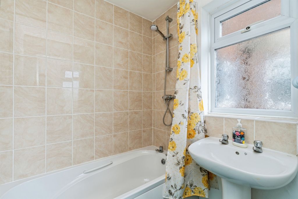 Additional image 11 of 1 bed flat for saleMill Lane, Romsey SO51