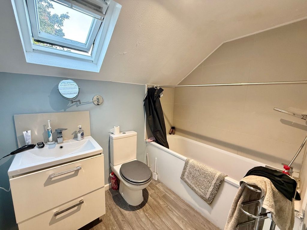 Additional image 6 of 1 bed flat for saleNorthcott, Bracknell RG12