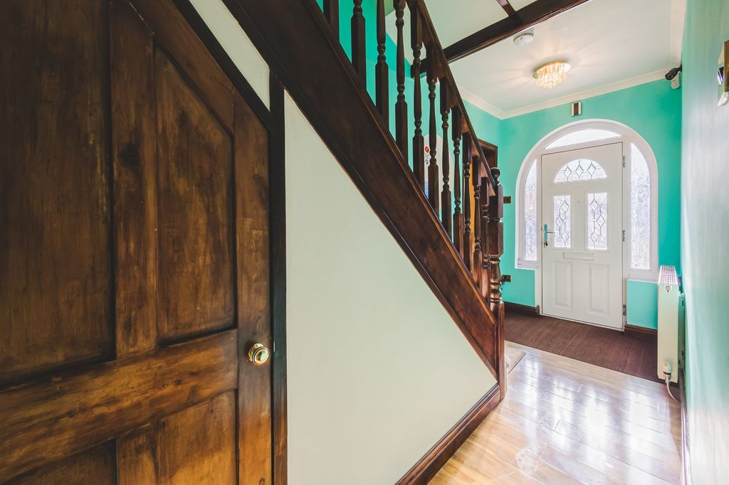 Additional image 11 of 4 bed detached house for saleOxford Road, Swindon SN3