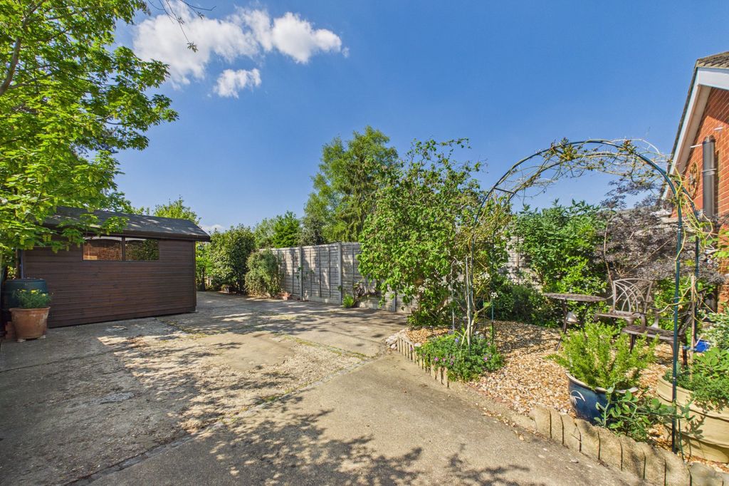 Additional image 11 of 2 bed semi-detached house for saleBranksome Hill Road, College Town, Sandhurst, Berkshire GU47
