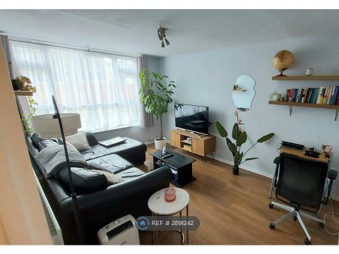 Walthamstow, London E17, Studio to rent