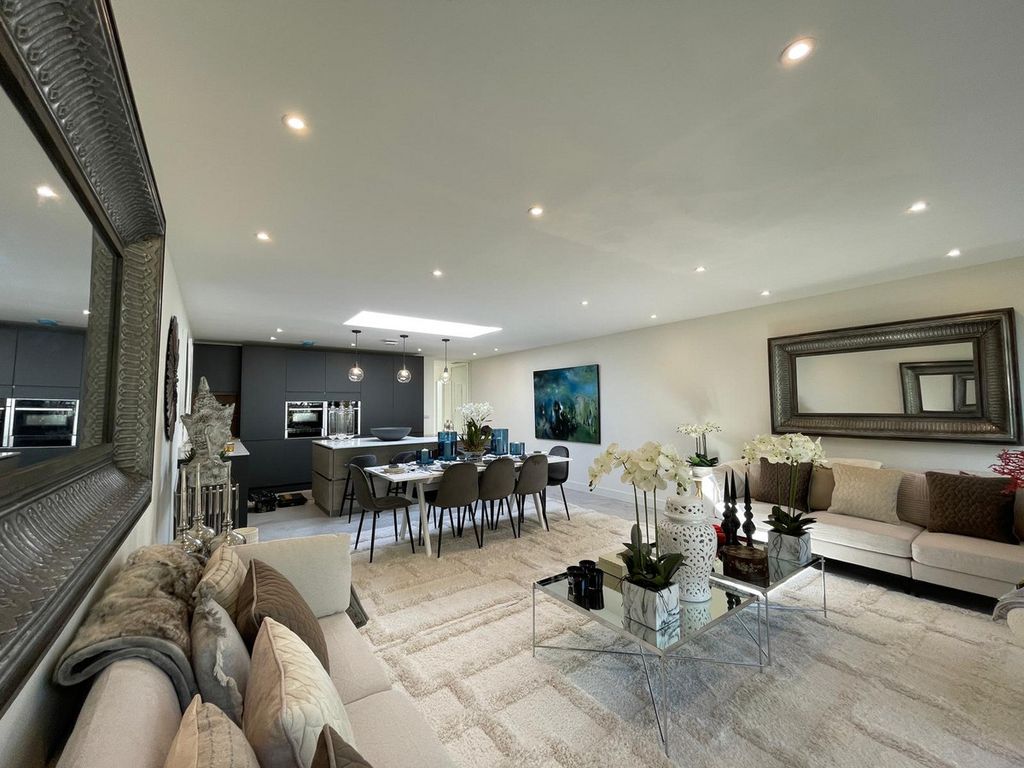 Additional image 7 of 3 bed detached house for saleThe Old Workshop, Lower Boyndon Road, Maidenhead SL6
