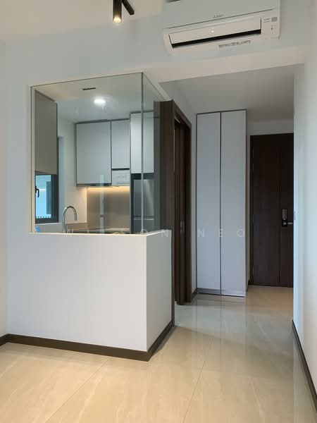 51 Normanton Park photo 3