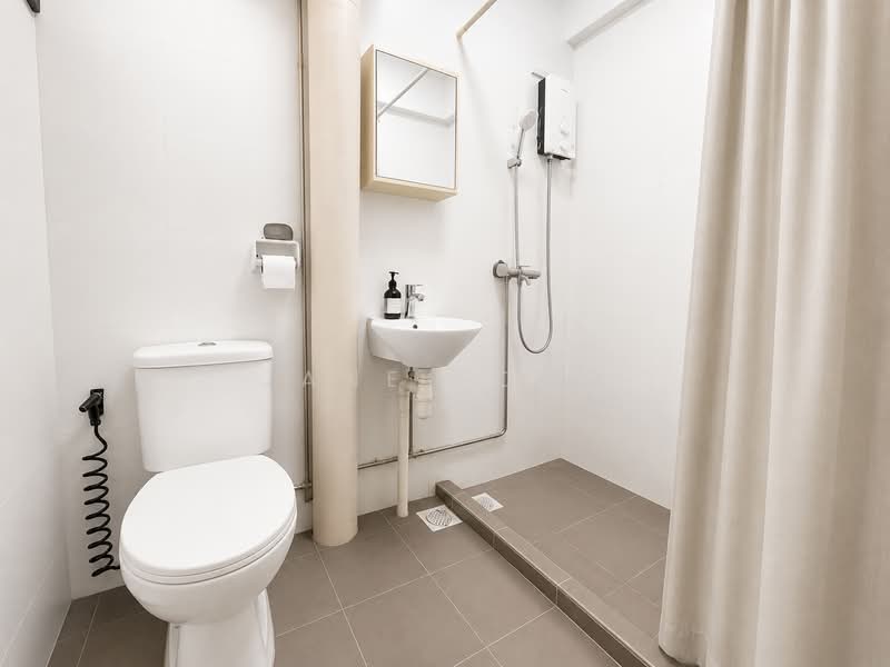 Additional image 5 of 220 Jurong East Street 21