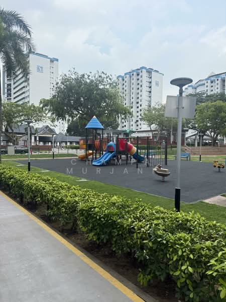 73 Marine Drive photo 2