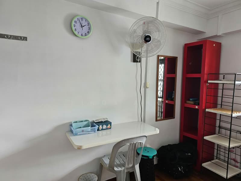 47 Marine Crescent photo 2